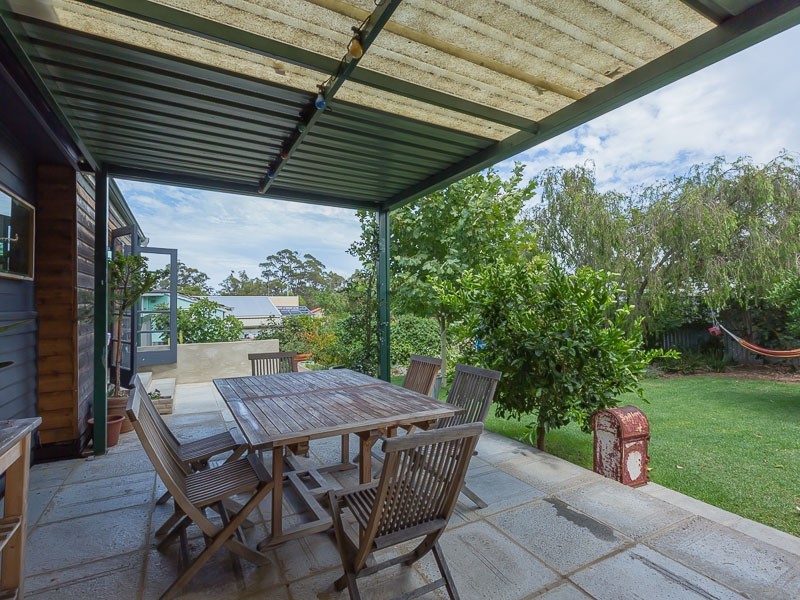 50 Clint Way, Calista WA 6167