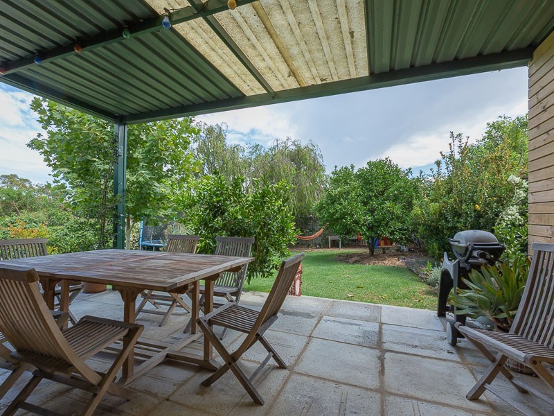 50 Clint Way, Calista WA 6167