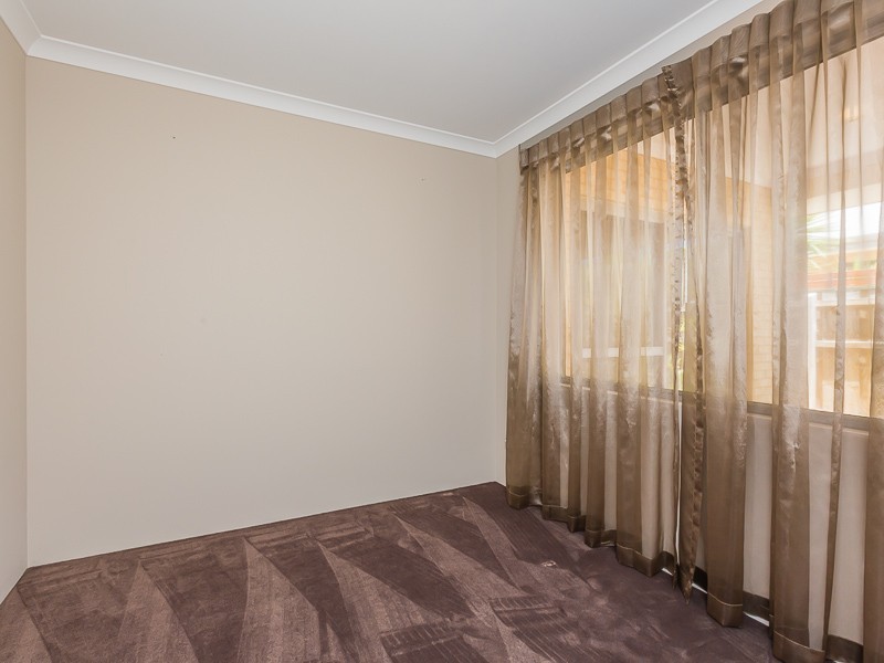 15 Gemstone Parade, Wellard WA 6170