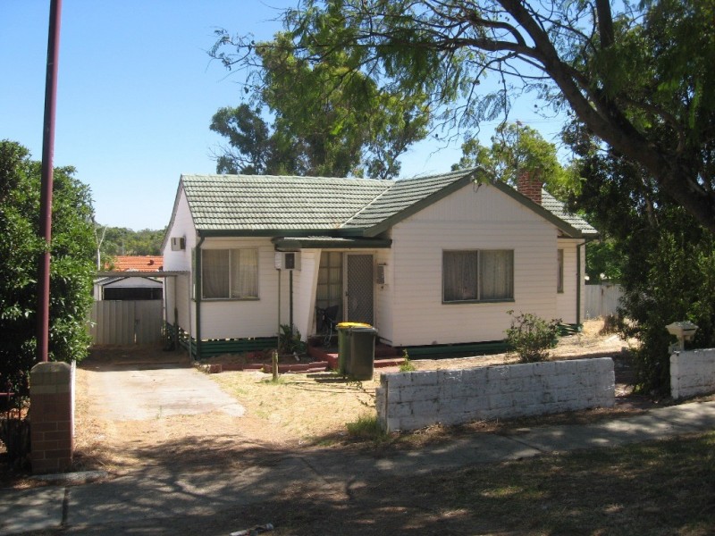 25 Kirkus Road, Medina WA 6167