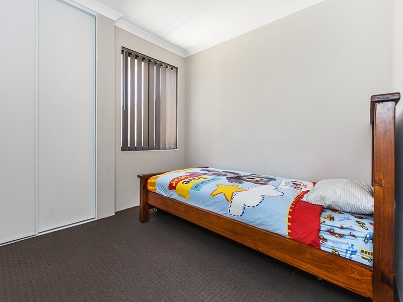 Unit 13, 39 Peppermint Gardens, Aubin Grove WA 6164