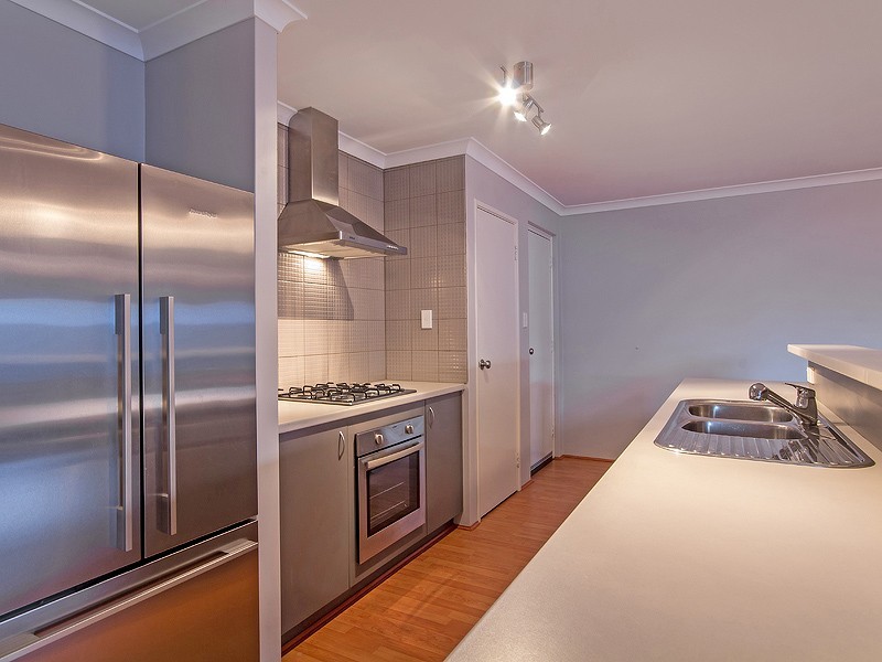 11 Taunton Mews, Leda WA 6170