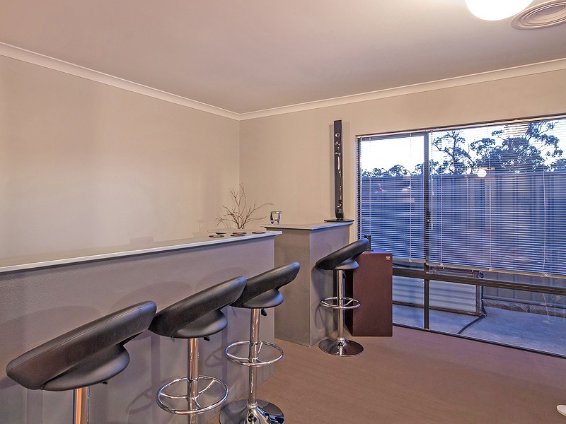11 Taunton Mews, Leda WA 6170
