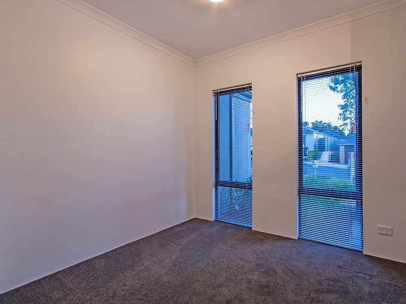 12 Hurn Rise, Wellard WA 6170