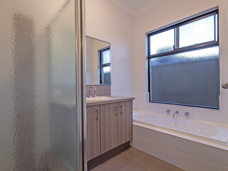 12 Hurn Rise, Wellard WA 6170