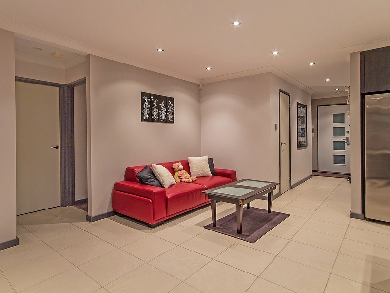 14 Corrigin Heights, Parmelia WA 6167