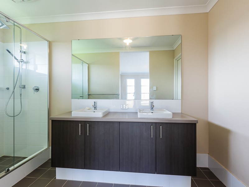 205 Lambeth Circle, Wellard WA 6170