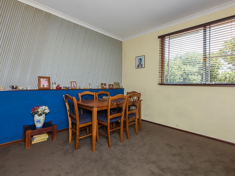 13 Beacham Crescent, Medina WA 6167