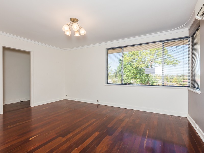 29 Barron Way, Orelia WA 6167