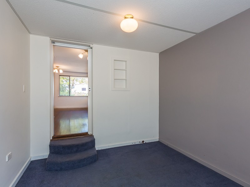 29 Barron Way, Orelia WA 6167