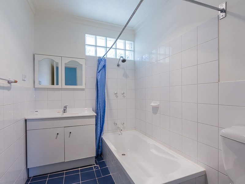29 Barron Way, Orelia WA 6167