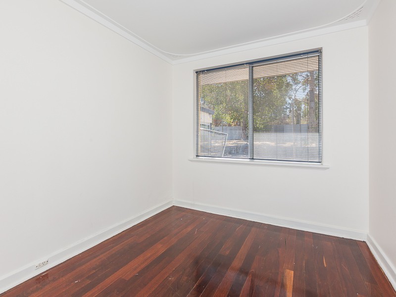 29 Barron Way, Orelia WA 6167