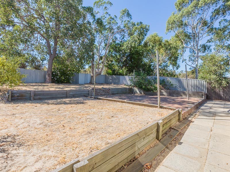 29 Barron Way, Orelia WA 6167