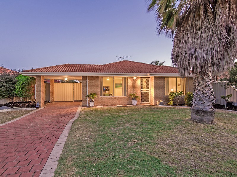 5 Vancouver Circle, Waikiki WA 6169