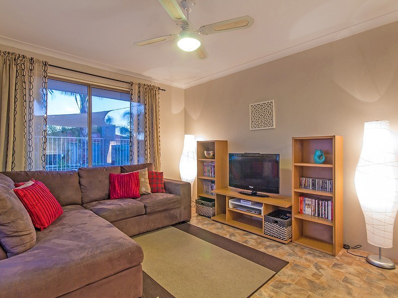 5 Vancouver Circle, Waikiki WA 6169