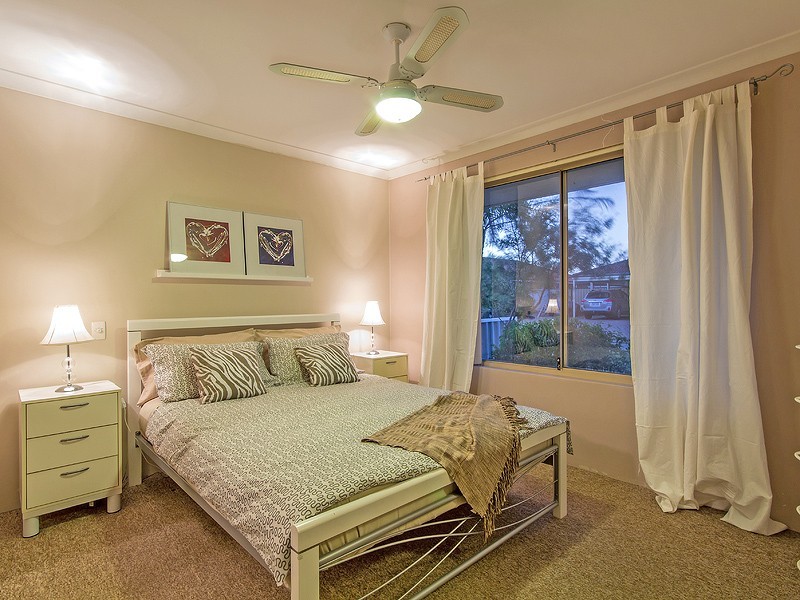 5 Vancouver Circle, Waikiki WA 6169