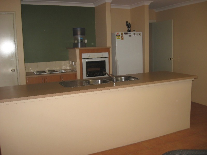 24 Nunney Road, Orelia WA 6167