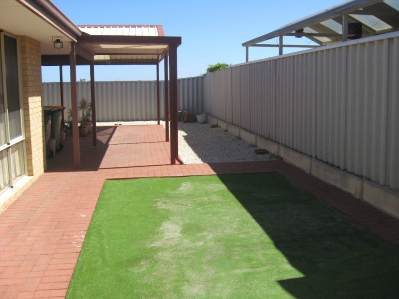24 Nunney Road, Orelia WA 6167