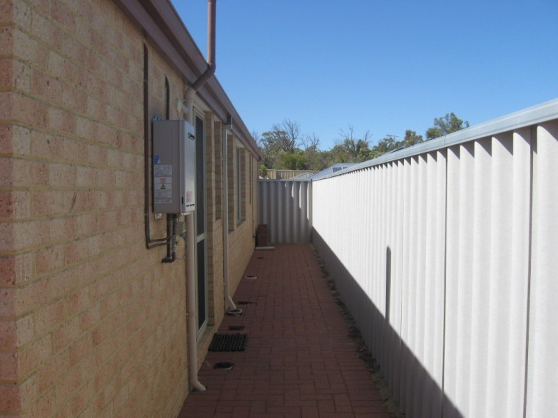 24 Nunney Road, Orelia WA 6167