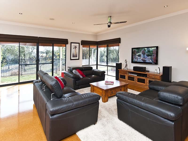 151 Braddock Road, Wellard WA 6170