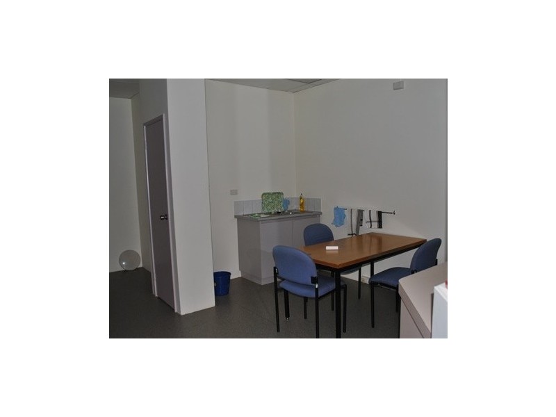 Unit 1 / 3 Robinson Place, Rockingham WA 6168