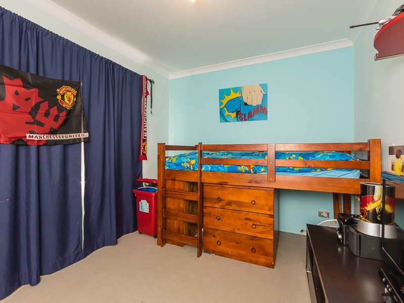15 Westcliff Street, Wellard WA 6170