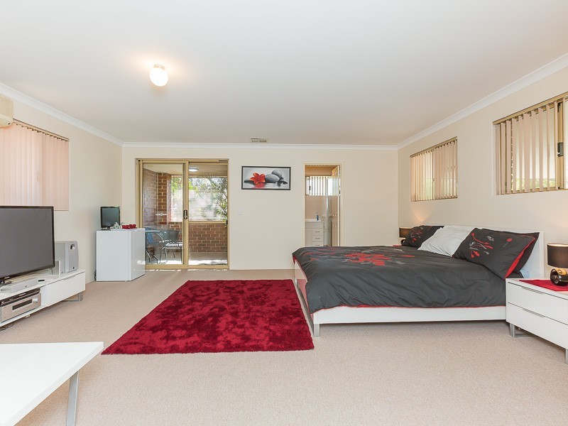 37 Woodland Place, Casuarina WA 6167