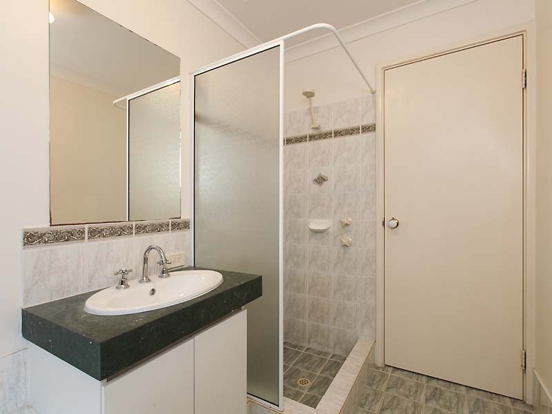 16 Thompson Terrace, Bertram WA 6167