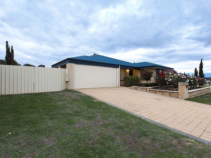 16 Thompson Terrace, Bertram WA 6167