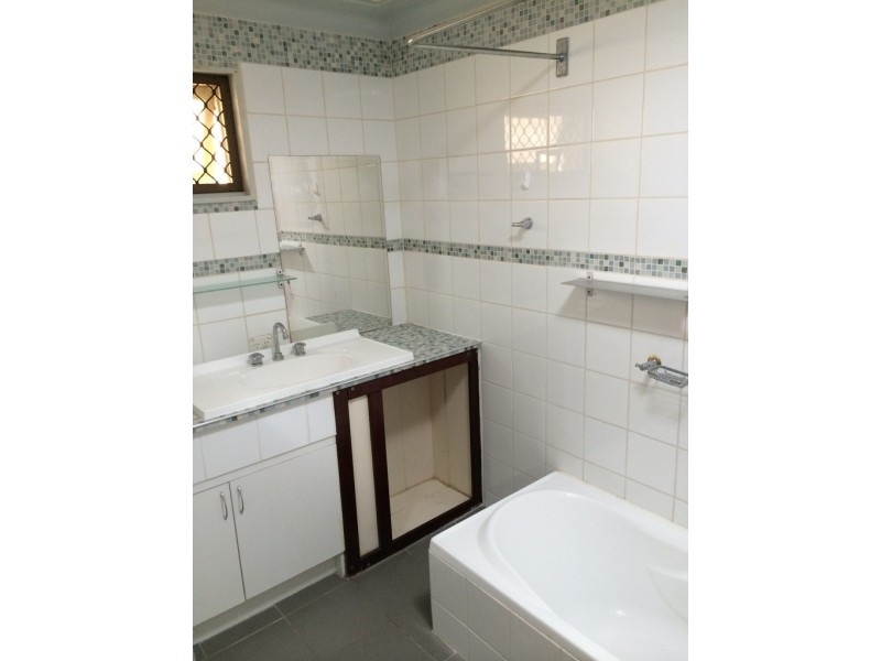 24 Inkpen Way, Orelia WA 6167