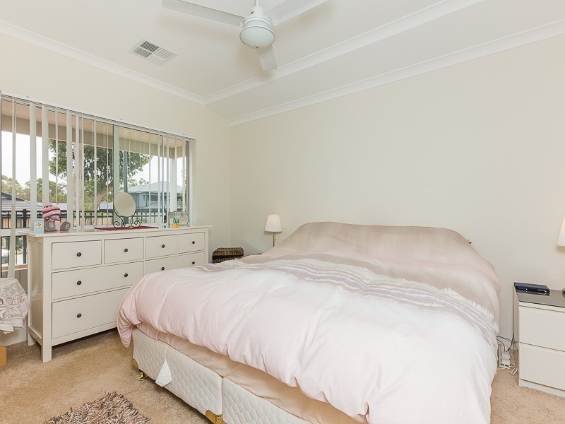 3 Finchley Way, Wellard WA 6170