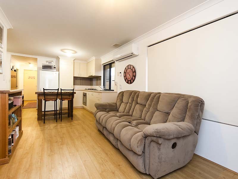 10 Ludlow Way, Bertram WA 6167