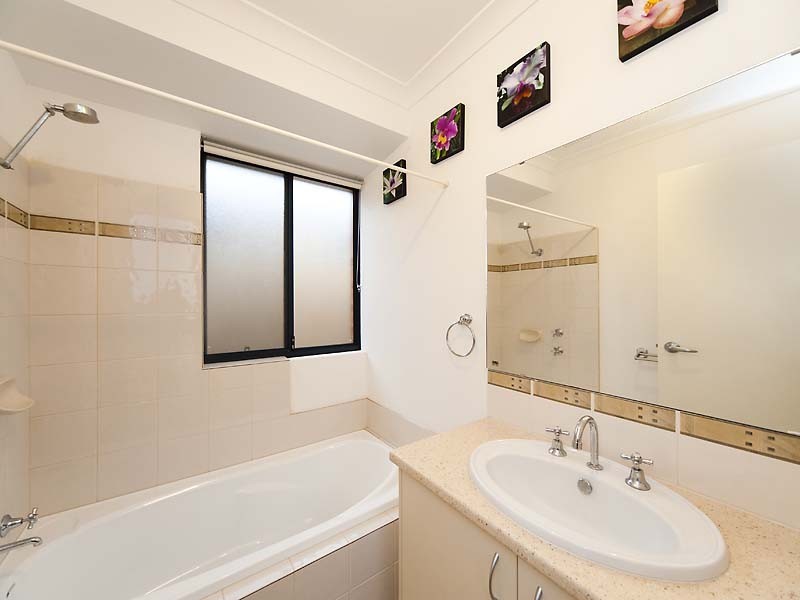 10 Ludlow Way, Bertram WA 6167