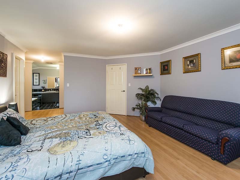 3 Westmoreland Circle, Bertram WA 6167