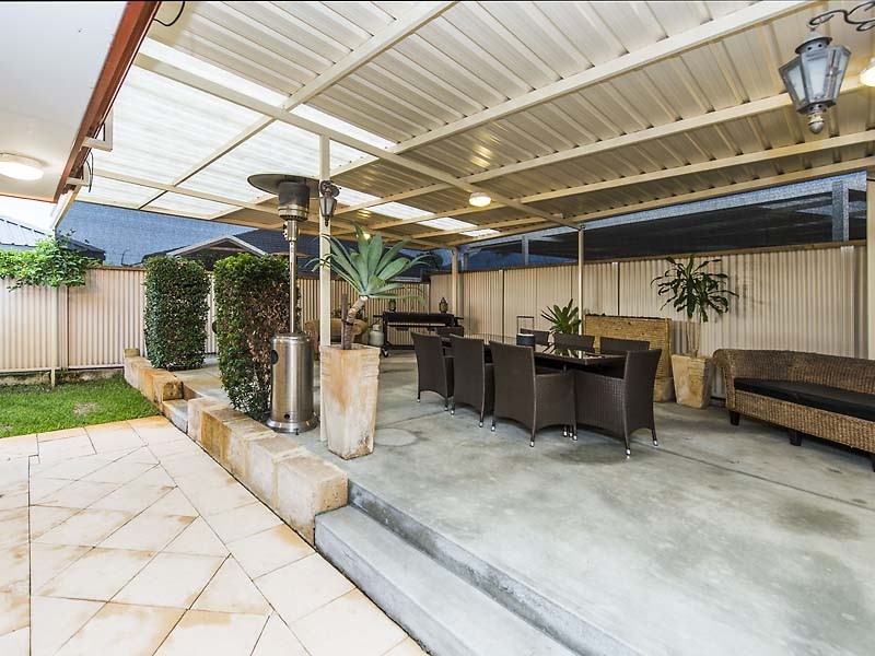 3 Westmoreland Circle, Bertram WA 6167