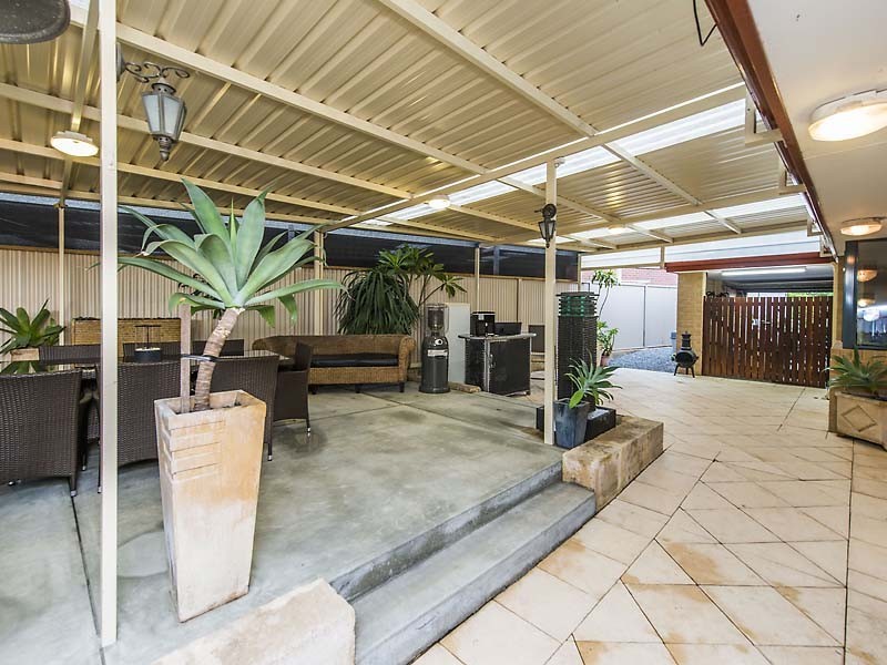 3 Westmoreland Circle, Bertram WA 6167