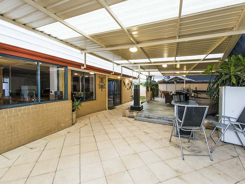 3 Westmoreland Circle, Bertram WA 6167