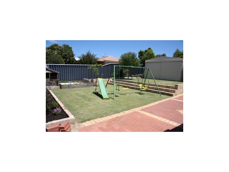 11 Pavonia Heights, South Lake WA 6164