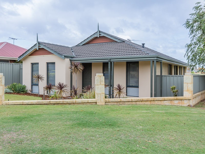 2 Oatlands Vista, Wellard WA 6170