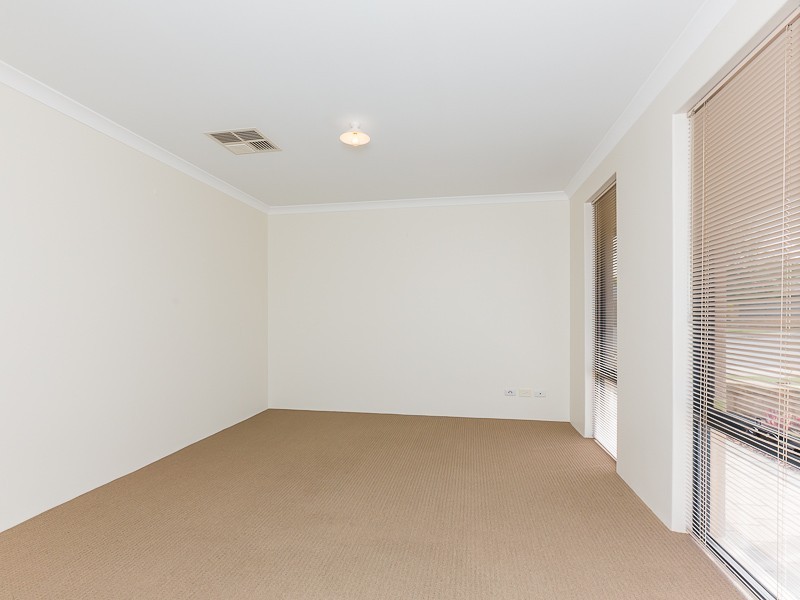 2 Oatlands Vista, Wellard WA 6170