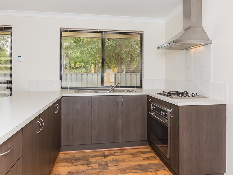 2 Oatlands Vista, Wellard WA 6170