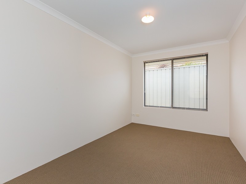 2 Oatlands Vista, Wellard WA 6170