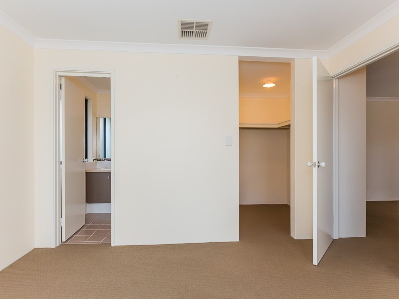 2 Oatlands Vista, Wellard WA 6170