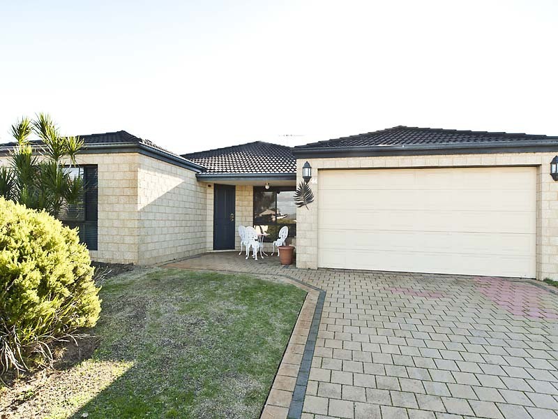 44 Parkfield Boulevard, Bertram WA 6167