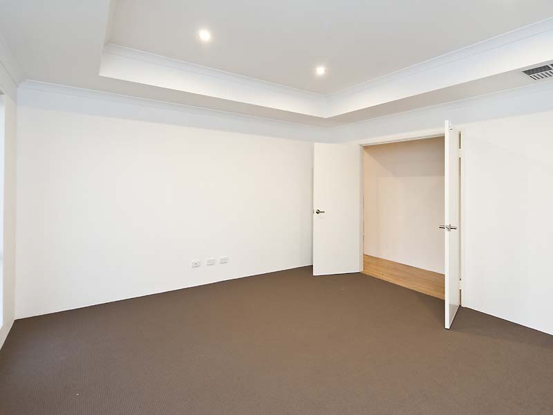 1 Everglades Link, Bertram WA 6167