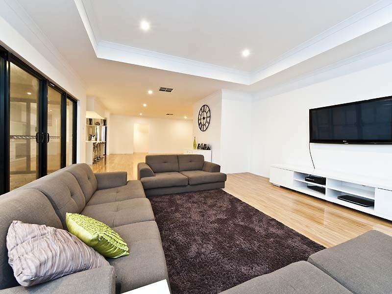 1 Everglades Link, Bertram WA 6167