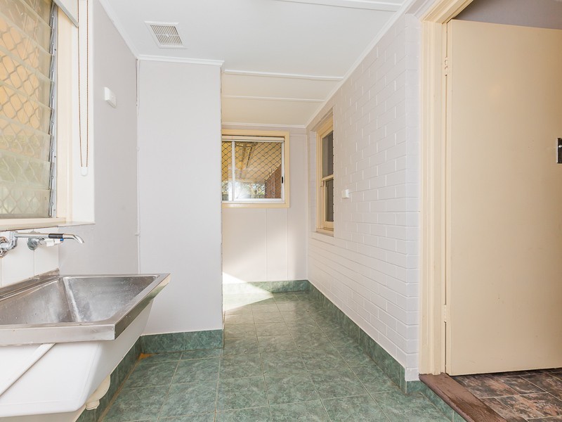 21 Gawler Way, Calista WA 6167