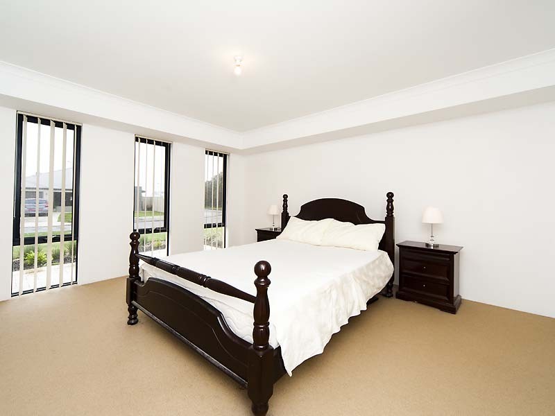 1 Dilabert Way, Bertram WA 6167