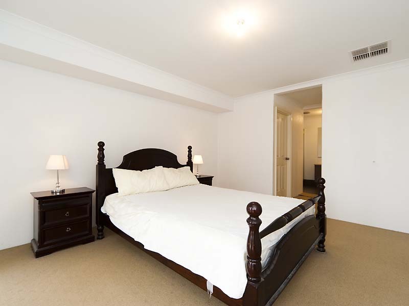 1 Dilabert Way, Bertram WA 6167