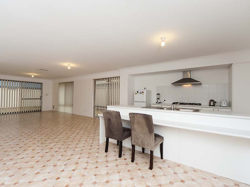 1 Dilabert Way, Bertram WA 6167